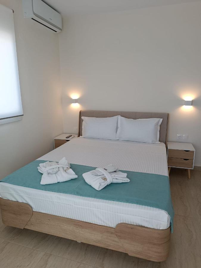Peraía Navarino Luxe Suites With Sea View المظهر الخارجي الصورة