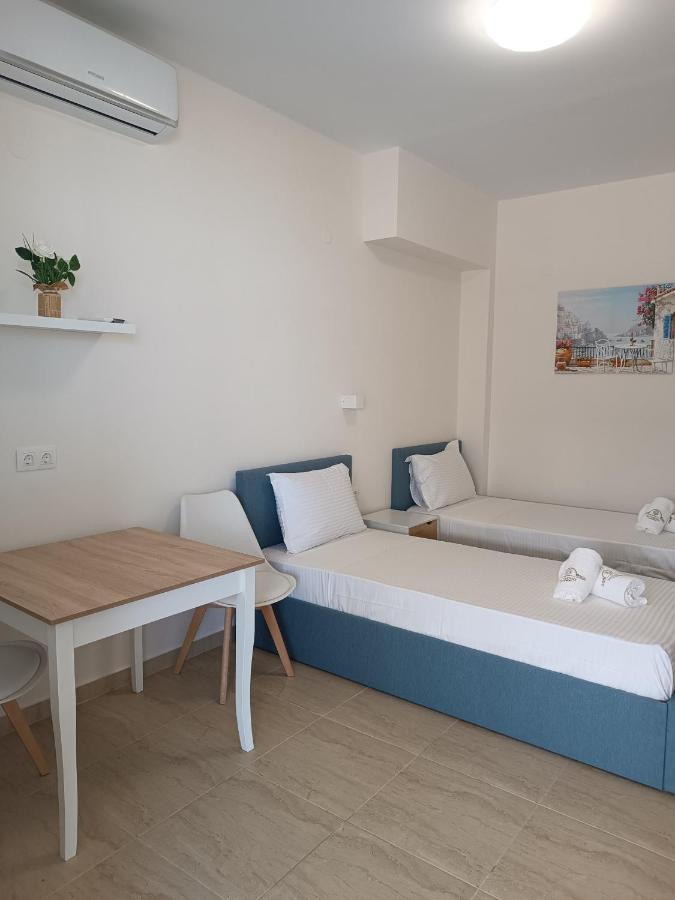 Peraía Navarino Luxe Suites With Sea View المظهر الخارجي الصورة