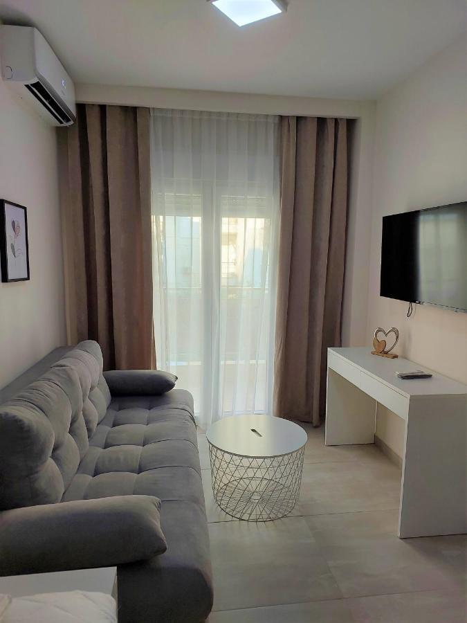 Peraía Navarino Luxe Suites With Sea View المظهر الخارجي الصورة